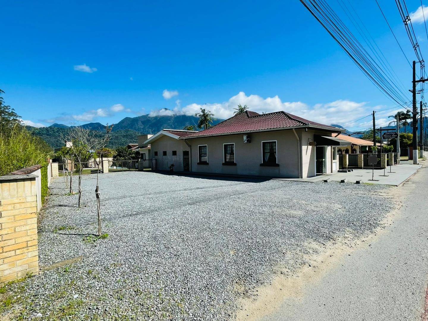 Imóveis Comerciais no Bracinho em Schroeder / SC