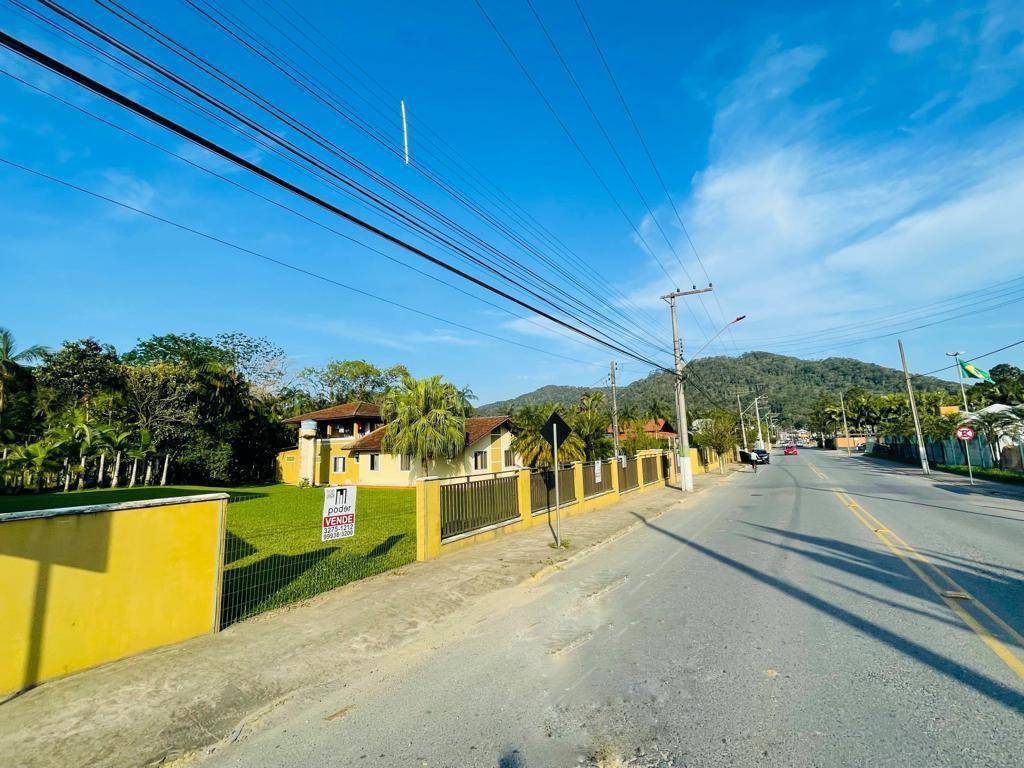 Imóveis Comerciais no Centro em Schroeder / SC