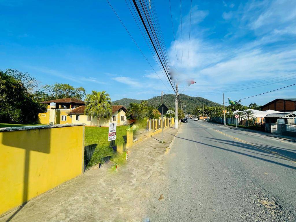 Imóveis Comerciais no Centro em Schroeder / SC