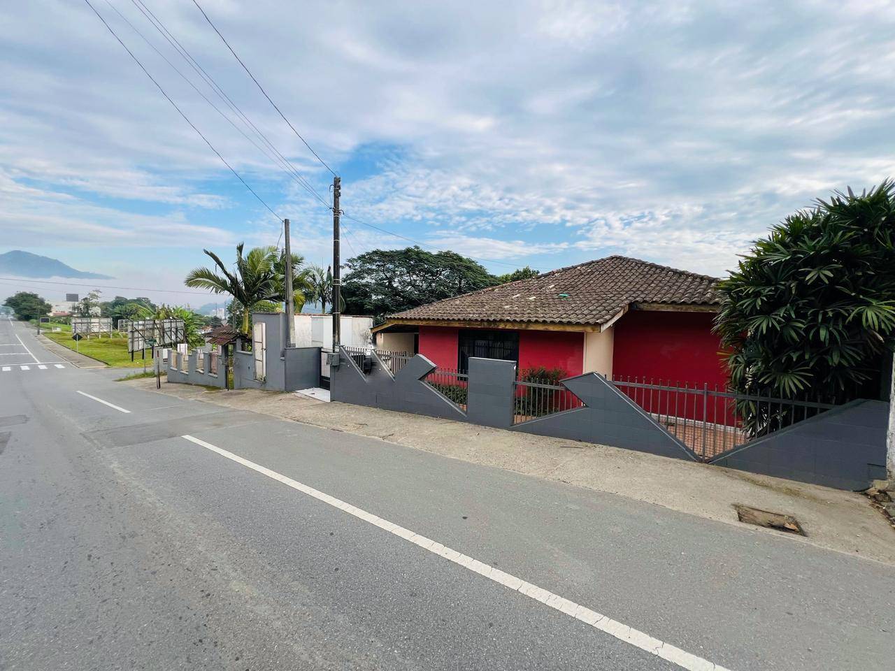 Imóveis Comerciais no Barra do Rio Cerro em Jaragua do Sul / SC