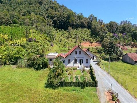 Chácara no Centro Leste em Schroeder / SC