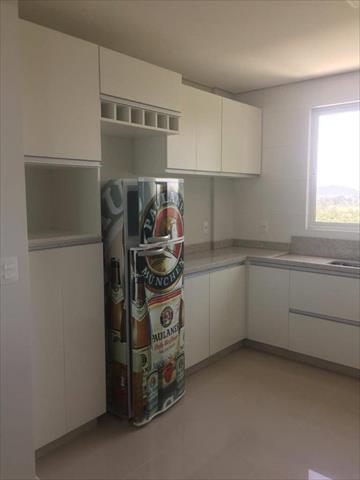 Apartamento no Centro em Picarras / SC