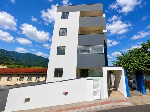 Apartamento no Nova Brasilia em Jaragua do Sul / SC