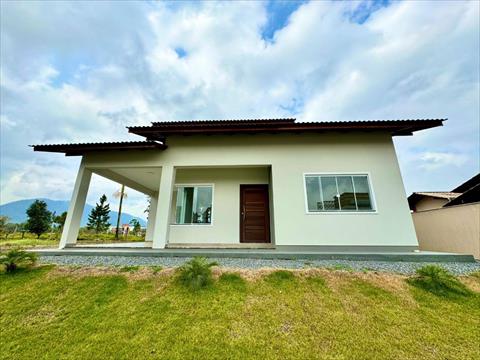 Casa Residencial no Centro Norte em Schroeder / SC