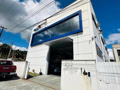 Galpão no Jaragua 99 em Jaragua do Sul / SC