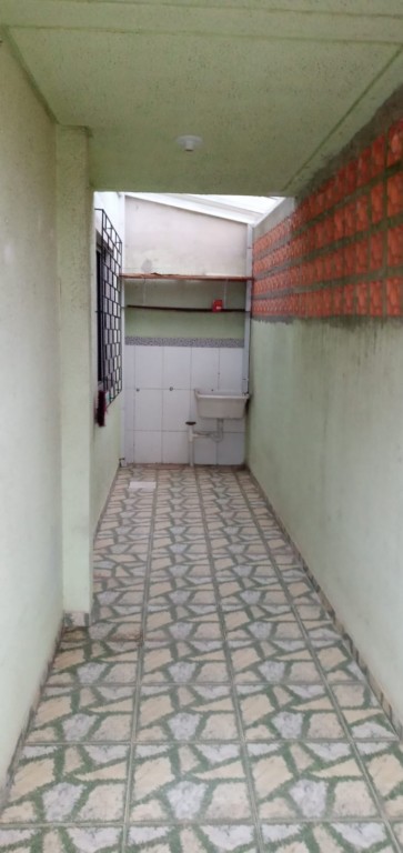 Sobrado para locacao no Iguaçú em Fazenda Rio Grande com 72m² por R$ 1.666,66