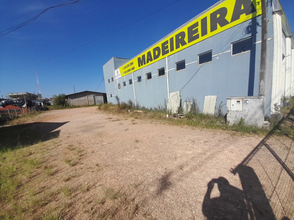 Barracão_galpão para locacao no Iguaçú em Fazenda Rio Grande com 997,34m² por R$ 13.888,88