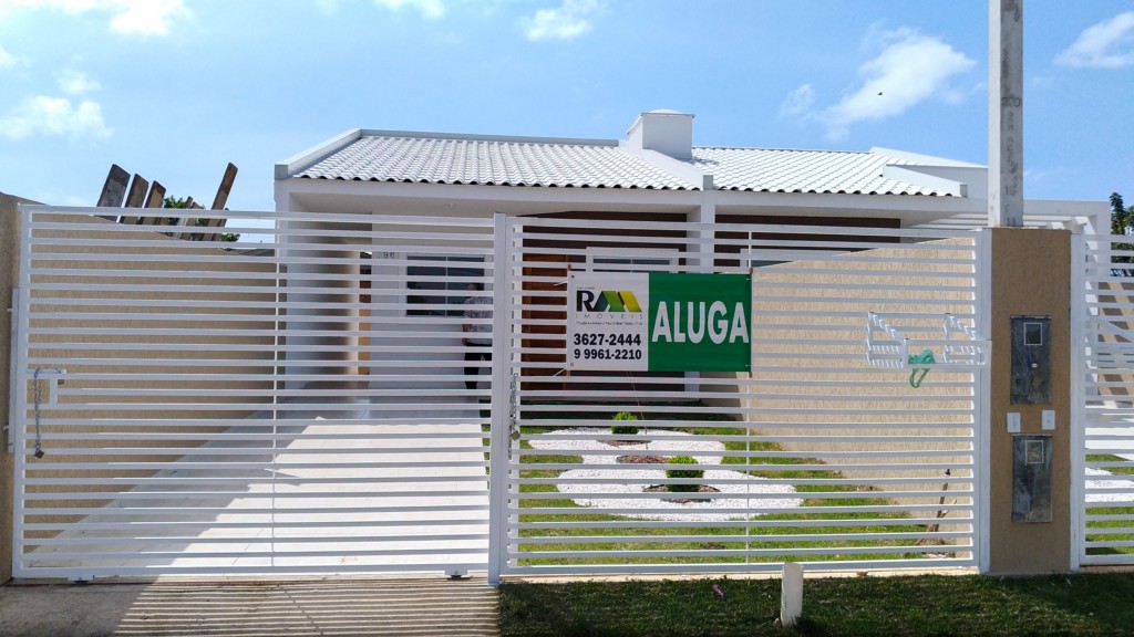 Casa Residencial para locacao no Santa Terezinha em Fazenda Rio Grande com 57m² por R$ 1.555,55