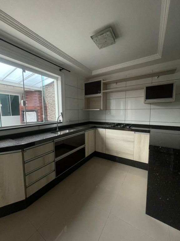 Sobrado para locacao no Santa Terezinha em Fazenda Rio Grande com 240m² por R$ 4.444,44