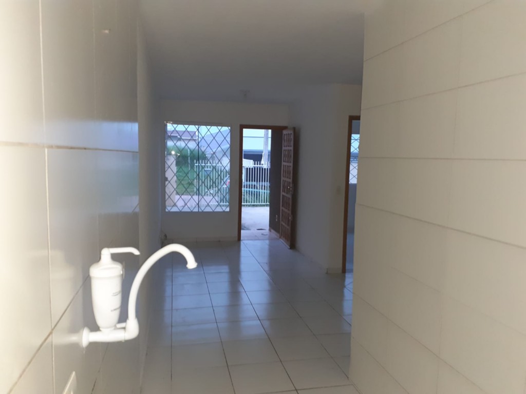 Casa Residencial para locacao no Eucaliptos em Fazenda Rio Grande com 56m² por R$ 1.333,33