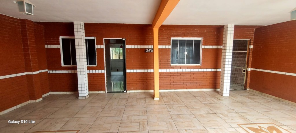 Sobrado para locacao no Tatuquara em Curitiba com 196m² por R$ 3.555,55