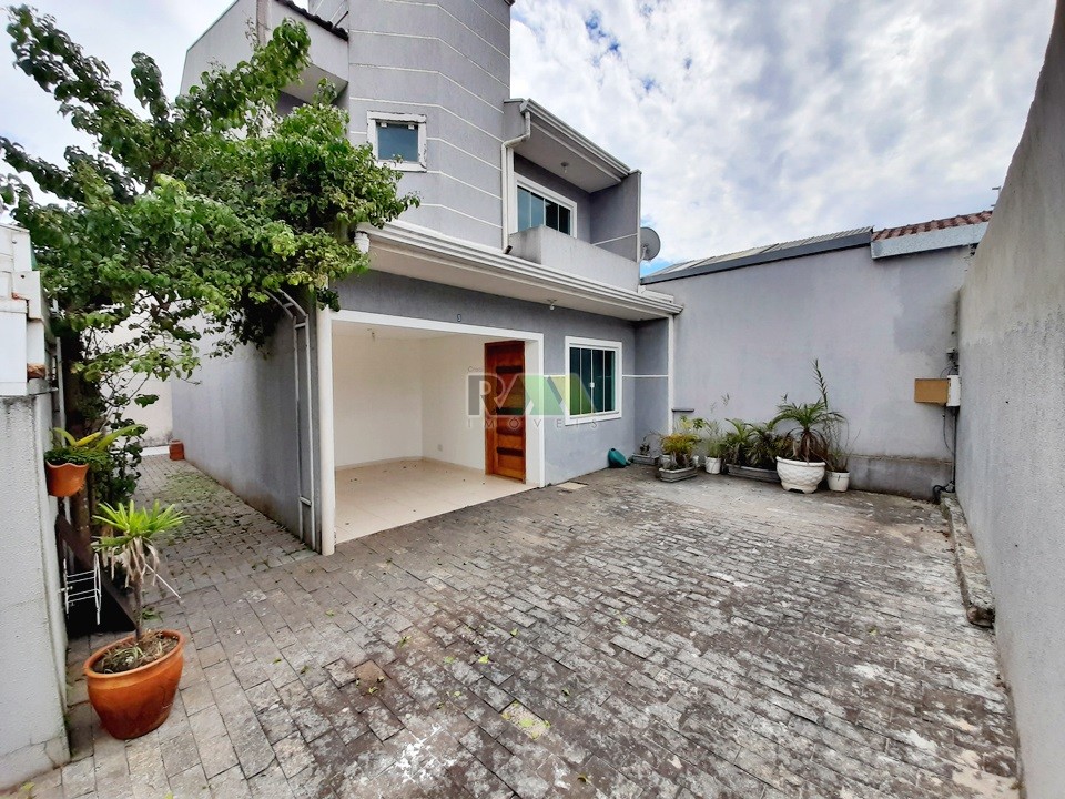 Sobrado para locacao no Gralha Azul em Fazenda Rio Grande com 94m² por R$ 2.666,66