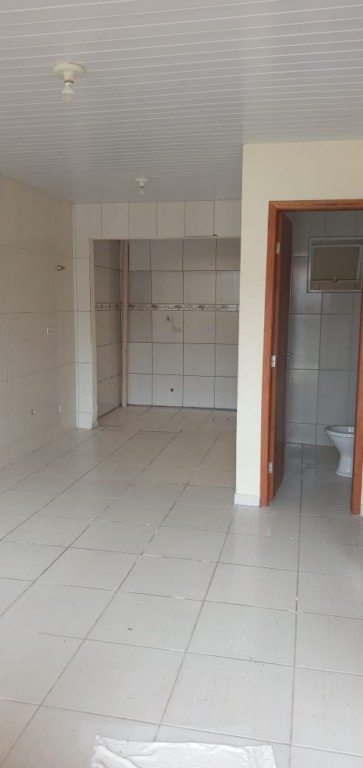 Casa Residencial para locacao no Estados em Fazenda Rio Grande com 40m² por R$ 1.222,22