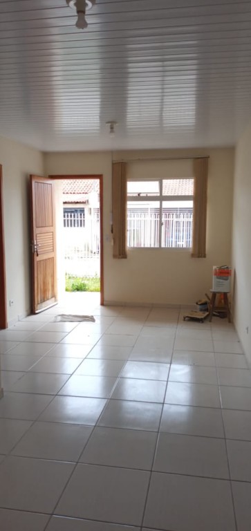 Casa Residencial para locacao no Estados em Fazenda Rio Grande com 40m² por R$ 1.222,22
