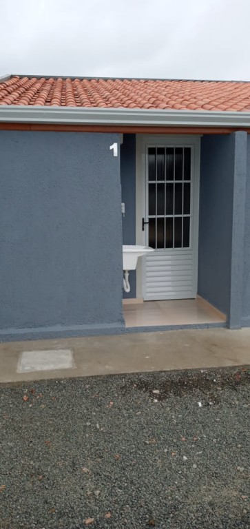 Studio para locacao no Iguaçú em Fazenda Rio Grande com 50m² por R$ 1.111,11