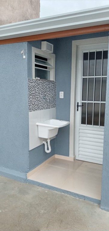 Studio para locacao no Iguaçú em Fazenda Rio Grande com 50m² por R$ 1.111,11