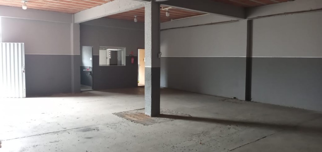 Barracão_galpão para locacao no Eucaliptos em Fazenda Rio Grande com 200m² por R$ 2.371,78