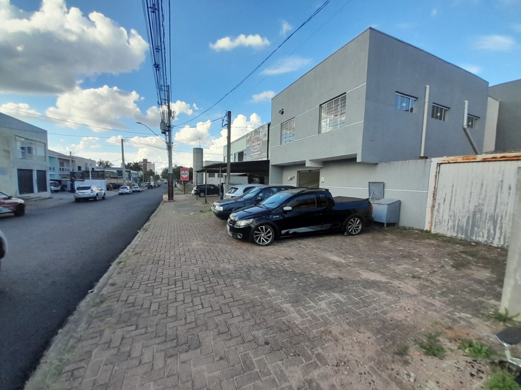 Loja para locacao no Iguaçú em Fazenda Rio Grande com 150m² por R$ 3.333,33