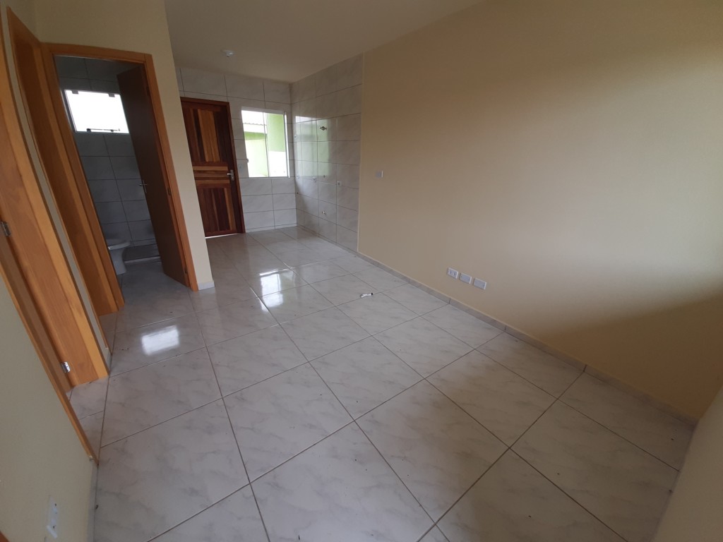 Casa Residencial para locacao no Estados em Fazenda Rio Grande com 41m² por R$ 1.000,00