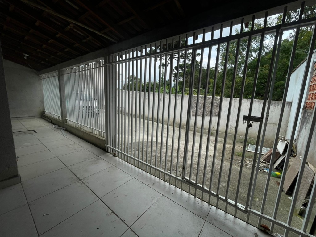 Casa Residencial para locacao no Gralha Azul em Fazenda Rio Grande com 58m² por R$ 1.111,11