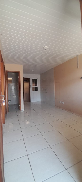 Casa Residencial para locacao no Estados em Fazenda Rio Grande com 45m² por R$ 1.222,22