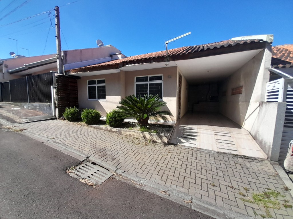 Casa Residencial para locacao no Estados em Fazenda Rio Grande com 42m² por R$ 1.333,33