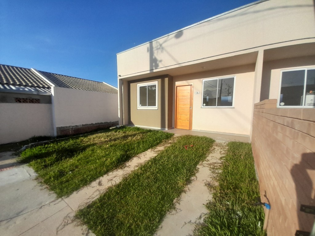 Casa Residencial para locacao no Estados em Fazenda Rio Grande com 42m² por R$ 1.333,33