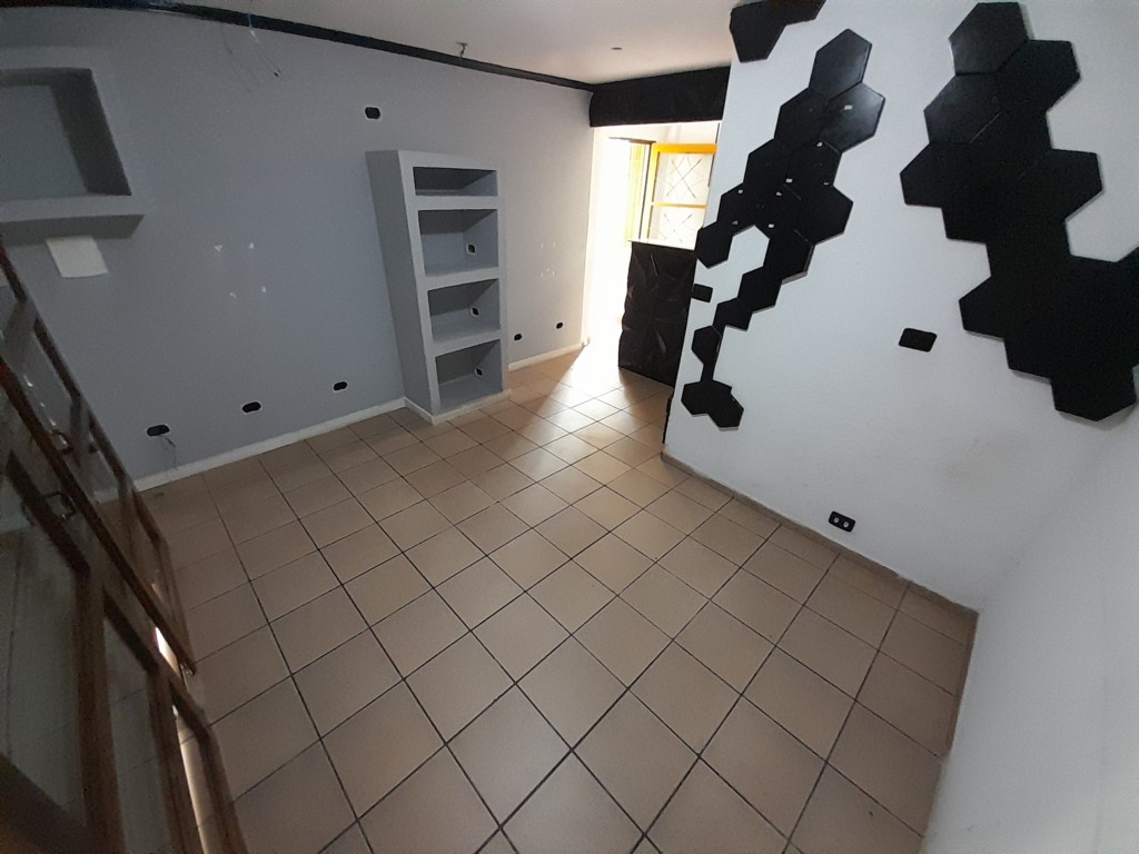 Loja para locacao no Eucaliptos em Fazenda Rio Grande com 16m² por R$ 1.333,33