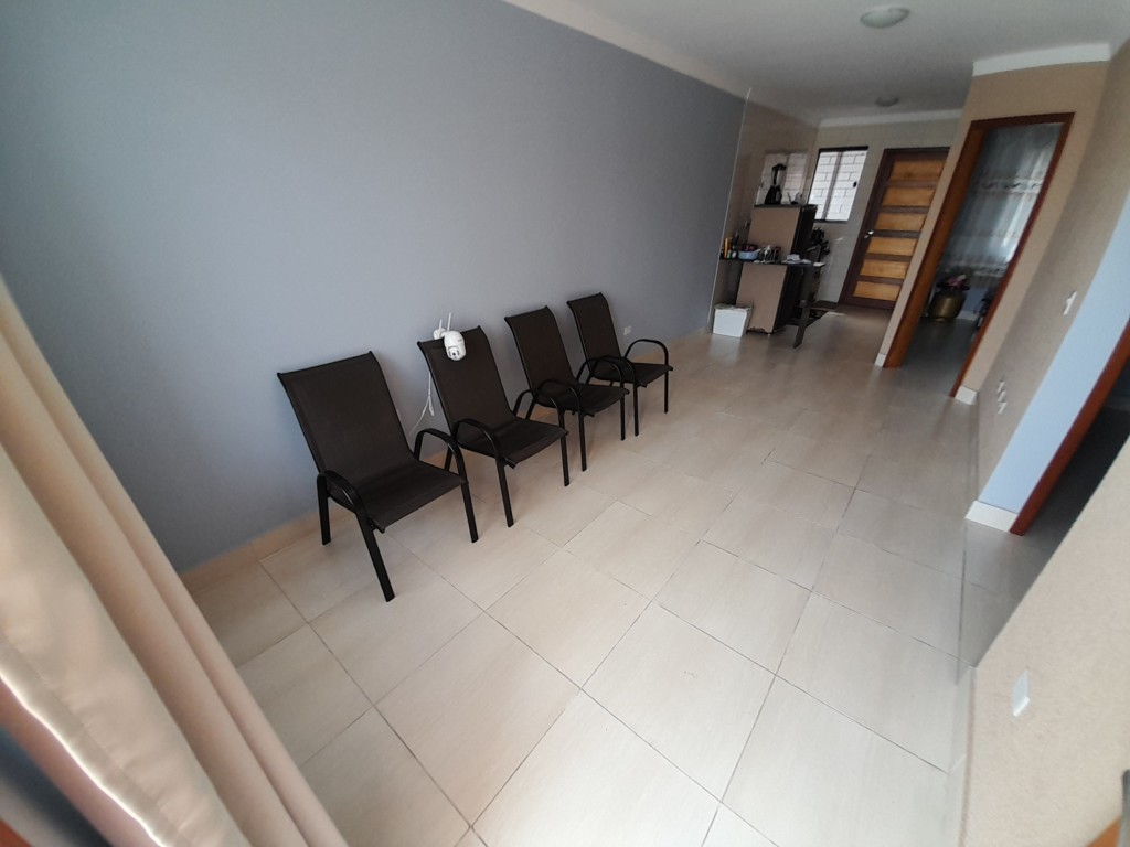 Casa Residencial para locacao no Veneza em Fazenda Rio Grande com 90m² por R$ 2.277,77