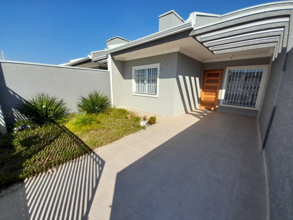 Casa Residencial para locacao no Gralha Azul em Fazenda Rio Grande com 87m² por R$ 2.000,00