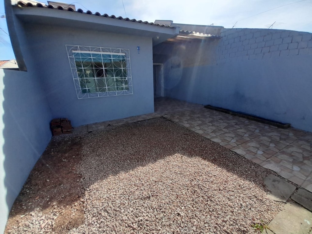 Casa Residencial para locacao no Gralha Azul em Fazenda Rio Grande com 51m² por R$ 1.222,22