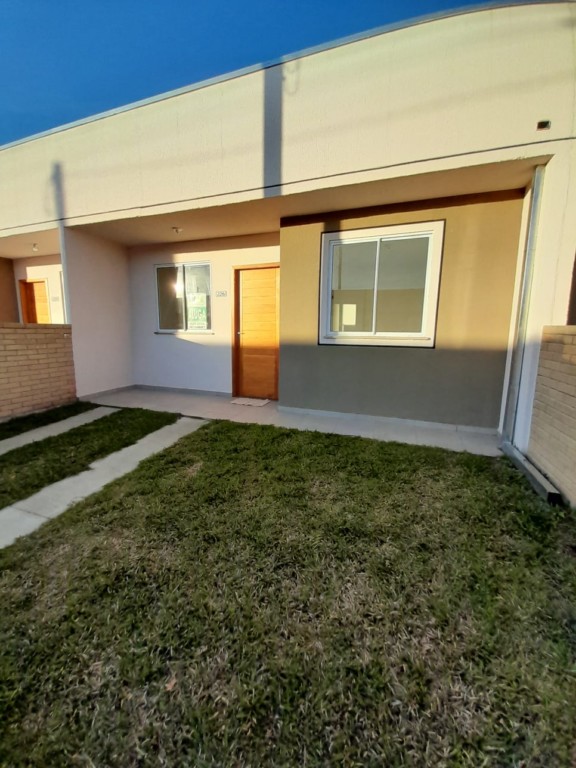 Casa Residencial para locacao no Estados em Fazenda Rio Grande com 42m² por R$ 897,06