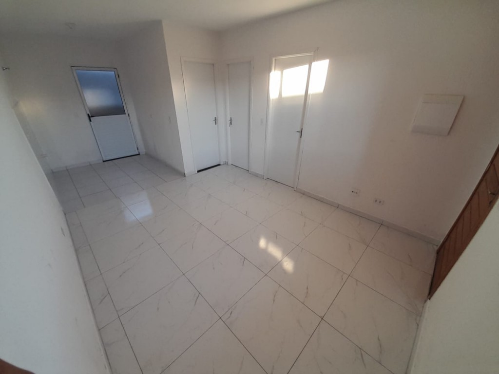 Casa Residencial para locacao no Estados em Fazenda Rio Grande com 42m² por R$ 897,06