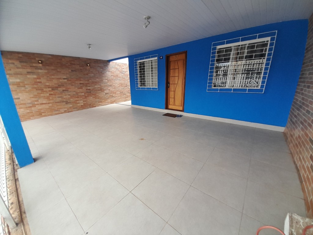 Casa Residencial para locacao no Santa Terezinha em Fazenda Rio Grande com 109,85m² por R$ 2.444,44