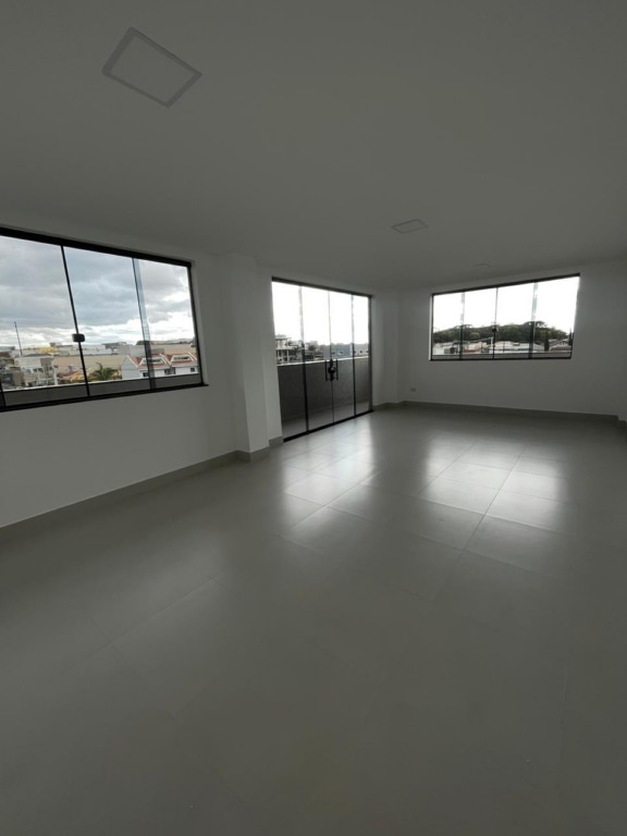 Cjto Comercial_sala para locacao no Eucaliptos em Fazenda Rio Grande com 32,6m² por R$ 1.455,55