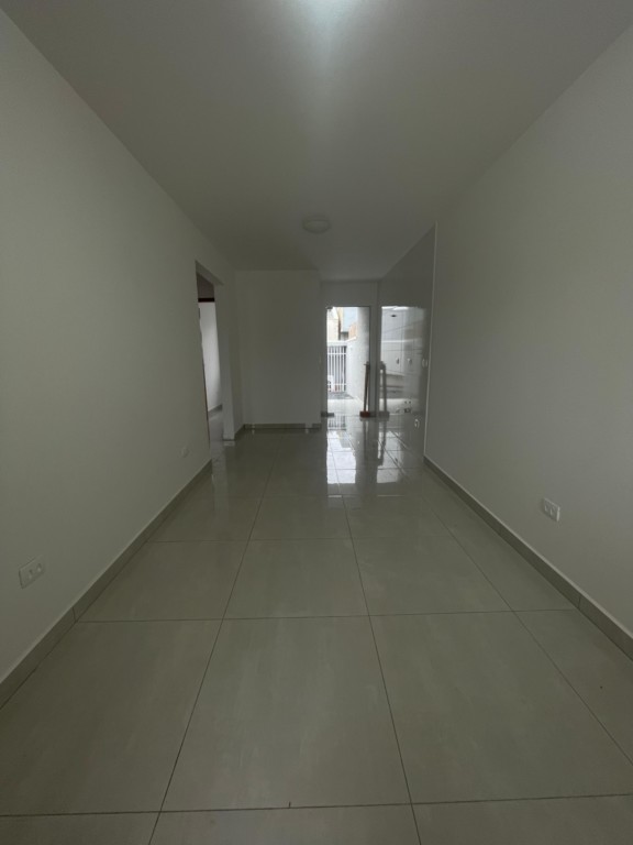 Casa Residencial para locacao no Nacoes em Fazenda Rio Grande com 60m² por R$ 1.666,66