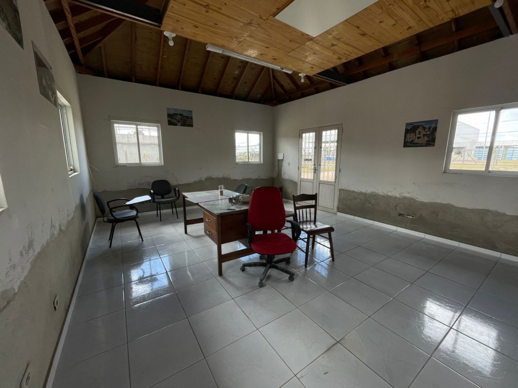 Barracão_galpão para locacao no Eucaliptos em Fazenda Rio Grande com 840m² por R$ 20.555,55