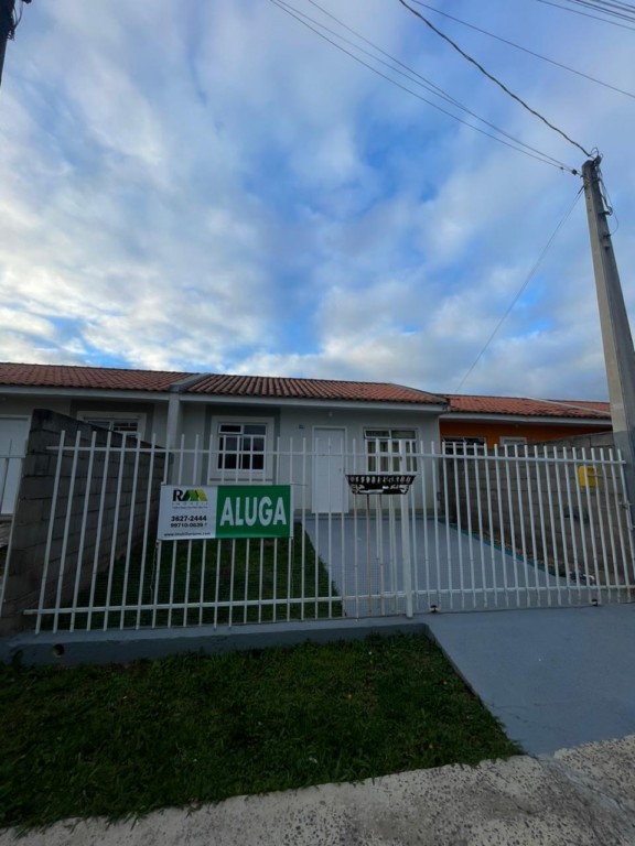 Casa Residencial para locacao no Estados em Fazenda Rio Grande com 45m² por R$ 1.333,33