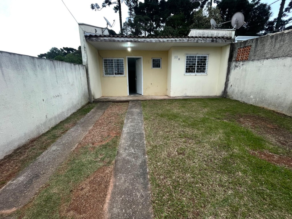 Casa Residencial para locacao no Gralha Azul em Fazenda Rio Grande com 60m² por R$ 1.500,00