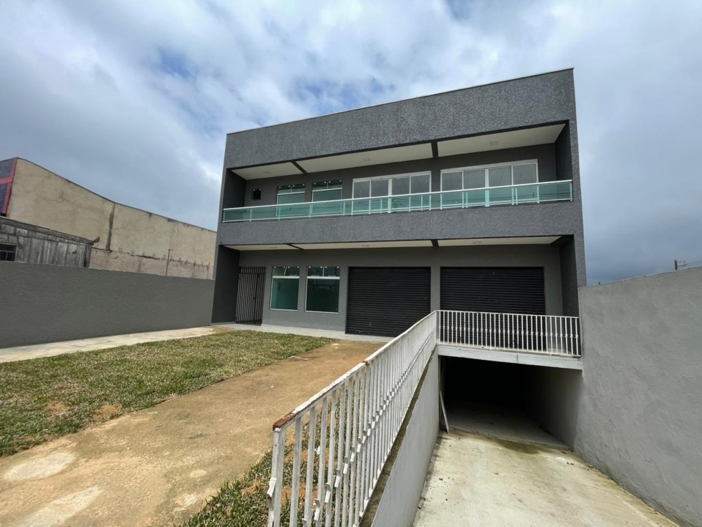 Loja para locacao no Gralha Azul em Fazenda Rio Grande com 800m² por R$ 24.444,44