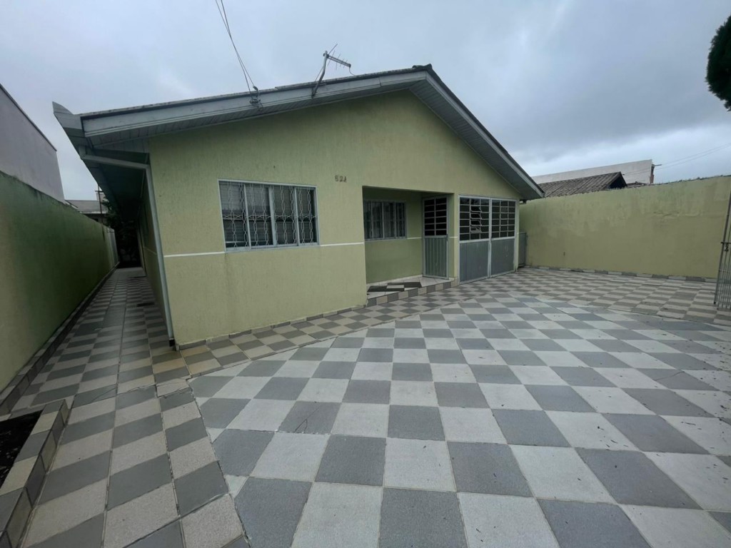 Casa Comercial para locacao no Eucaliptos em Fazenda Rio Grande com 150m² por R$ 4.444,44