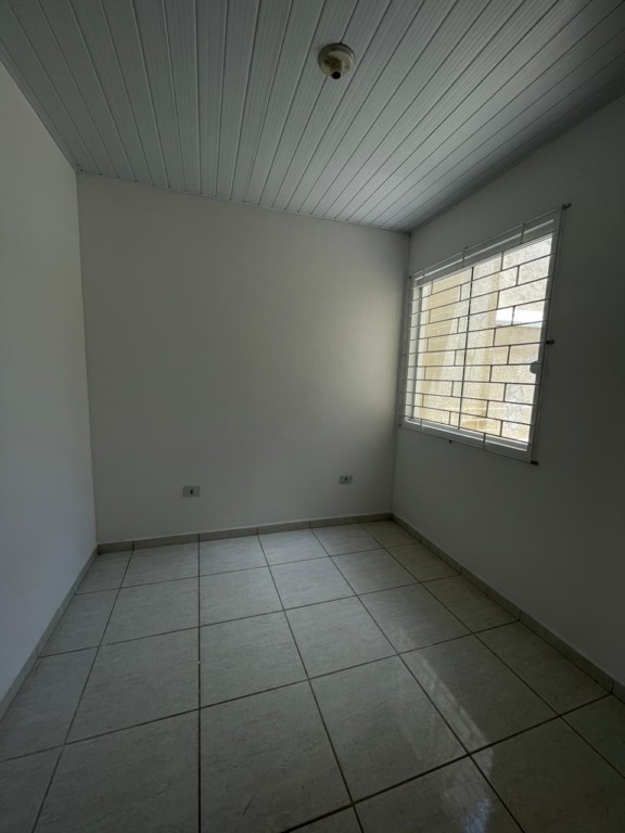 Casa Residencial para locacao no Gralha Azul em Fazenda Rio Grande com 60m² por R$ 1.777,77