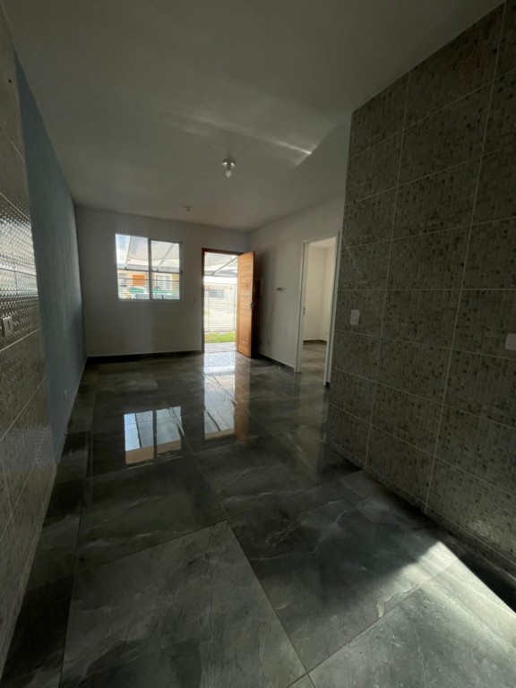 Casa Residencial para locacao no Estados em Fazenda Rio Grande com 48m² por R$ 1.388,88