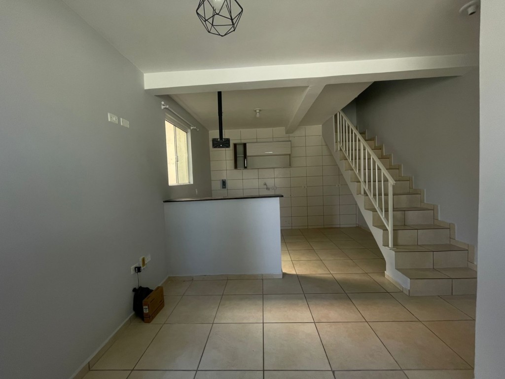 Sobrado para locacao no Estados em Fazenda Rio Grande com 65m² por R$ 1.388,88