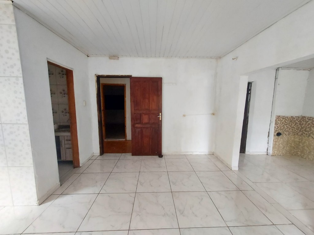 Casa Residencial para locacao no Nacoes em Fazenda Rio Grande com 90m² por R$ 1.666,66