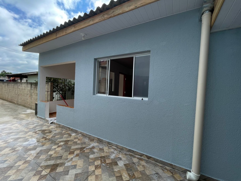 Casa Residencial para locacao no Iguaçú em Fazenda Rio Grande com 120m² por R$ 2.222,22