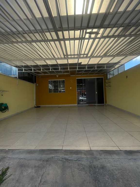 Sobrado para locacao no Nacoes em Fazenda Rio Grande com 110m² por R$ 2.500,00