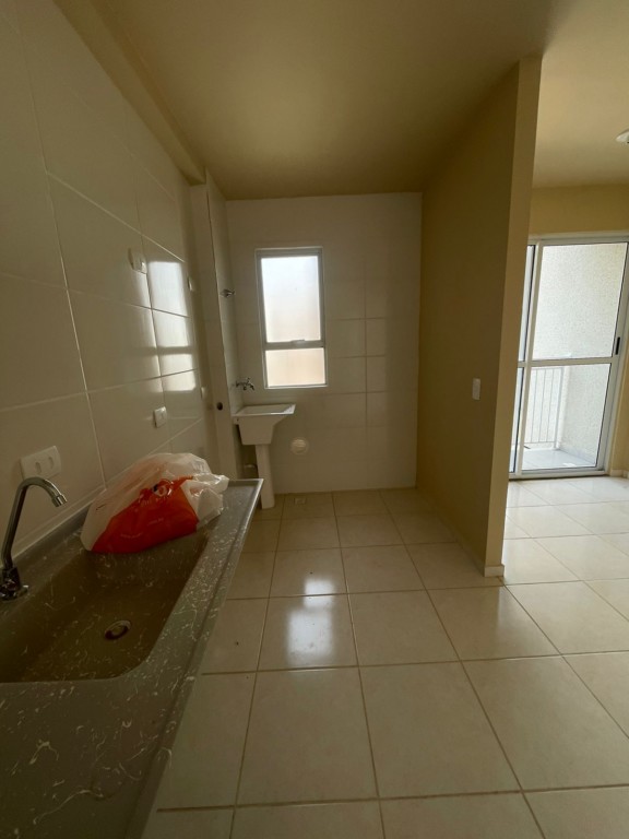 Apartamento para locacao no Santa Terezinha em Fazenda Rio Grande com 45m² por R$ 1.222,22