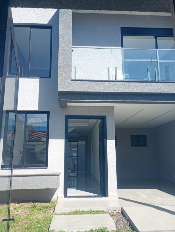 Sobrado para locacao no Santa Terezinha em Fazenda Rio Grande com 160m² por R$ 3.888,88