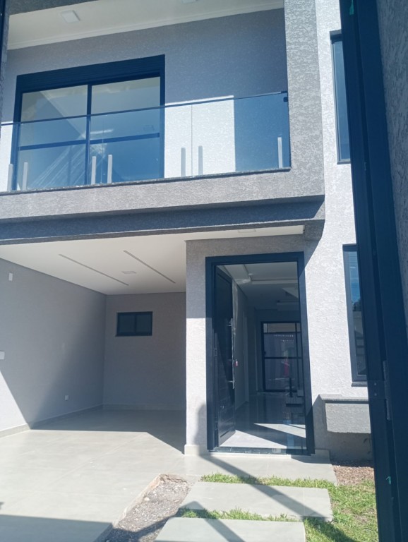 Sobrado para locacao no Santa Terezinha em Fazenda Rio Grande com 160m² por R$ 3.888,88